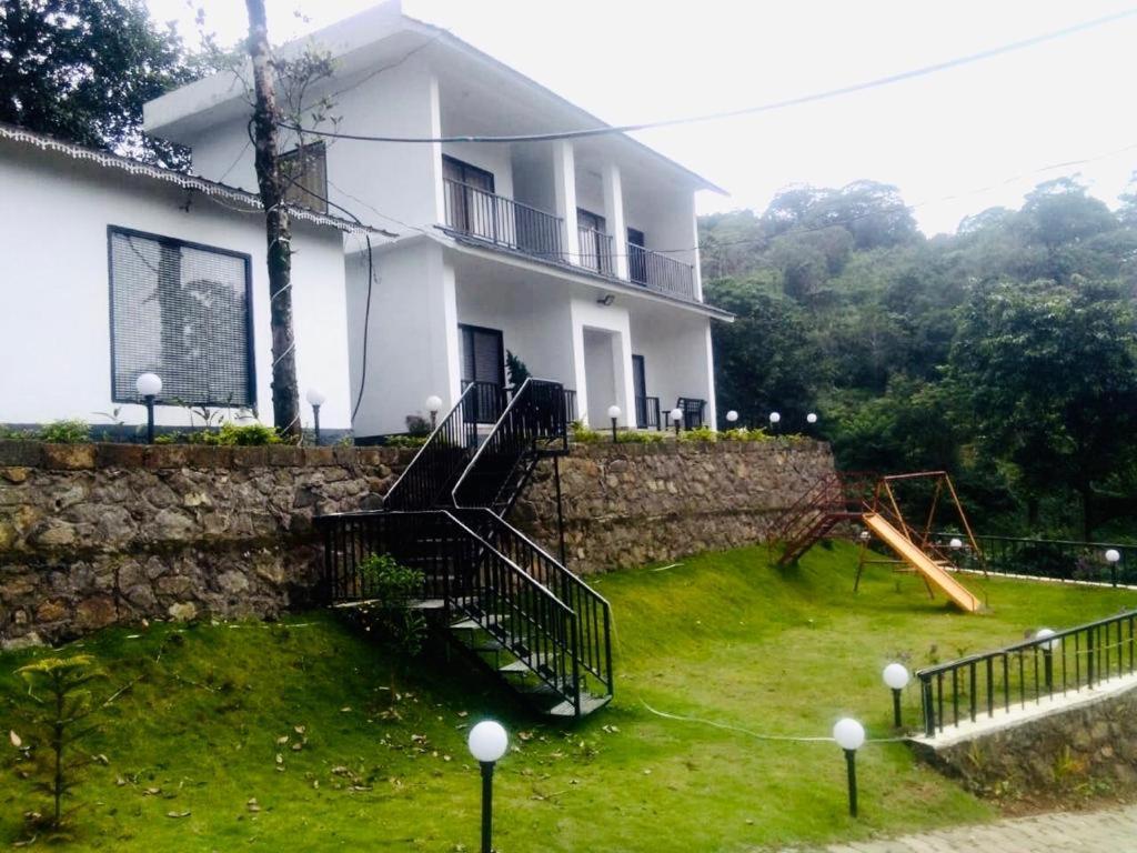 Mist Woods Vagamon Hotell Exteriör bild