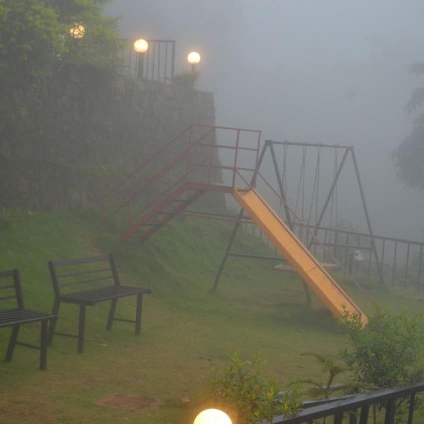 Mist Woods Vagamon Hotell Exteriör bild