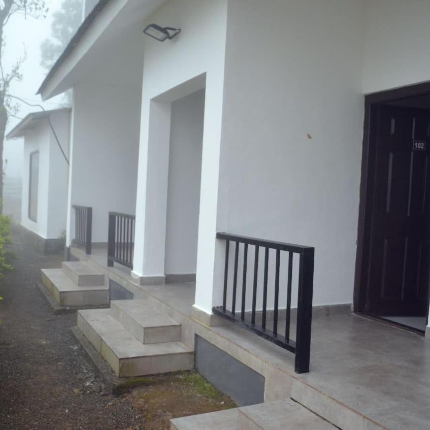 Mist Woods Vagamon Hotell Exteriör bild